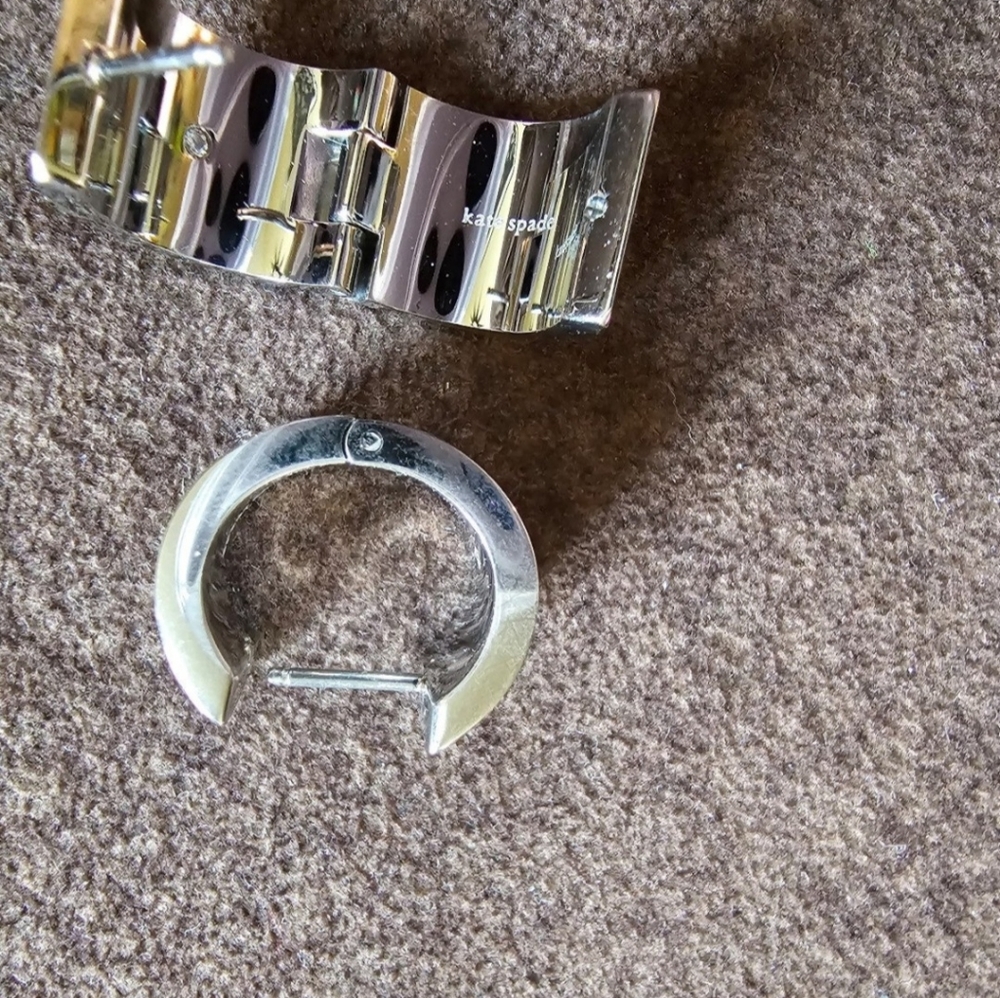 KATE SPADE SILVER EARRINGS - Picture 2 of 11
